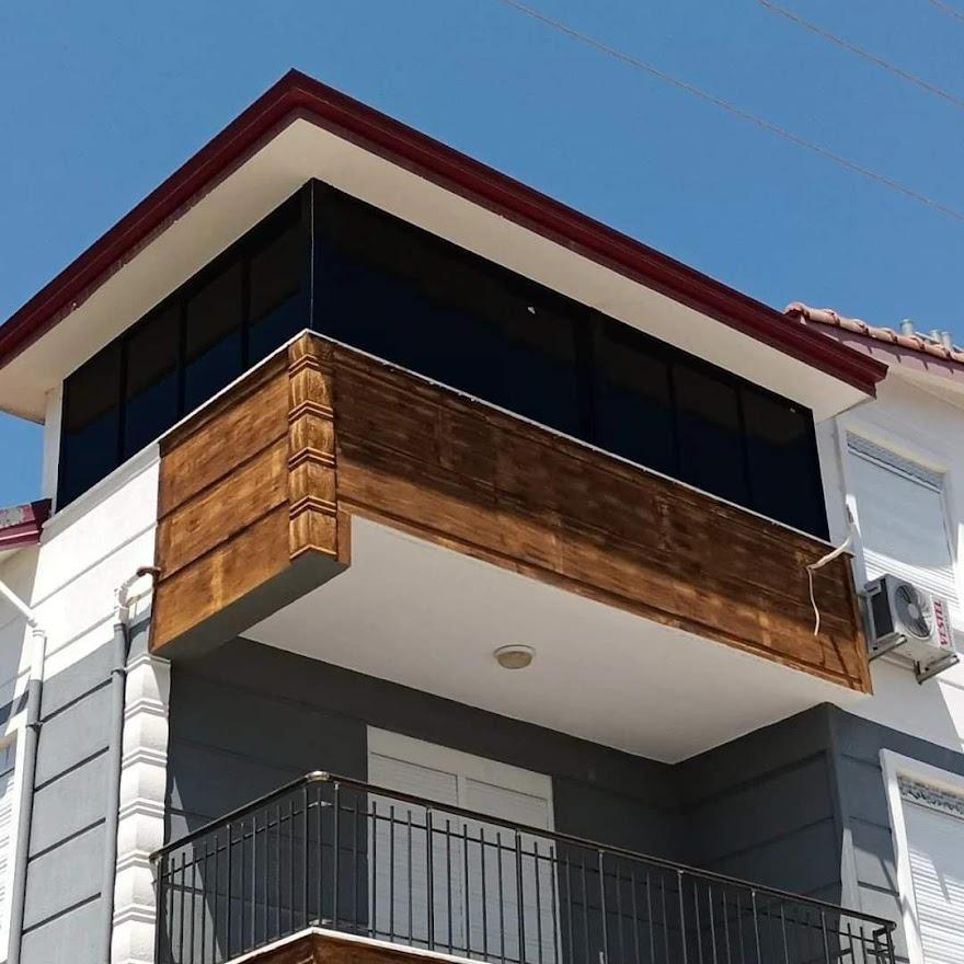 White Glass Cam Balkon